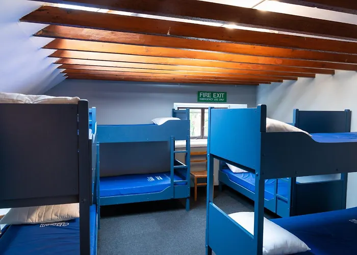 Weirside, Chapel Stile *