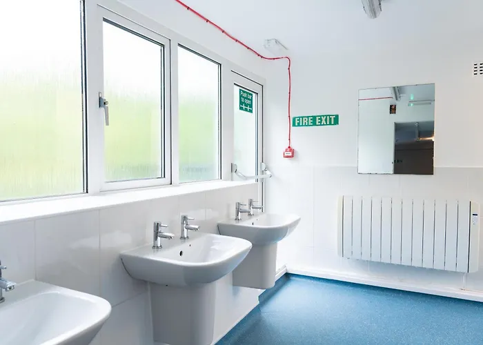 Weirside, Chapel Stile Country house *